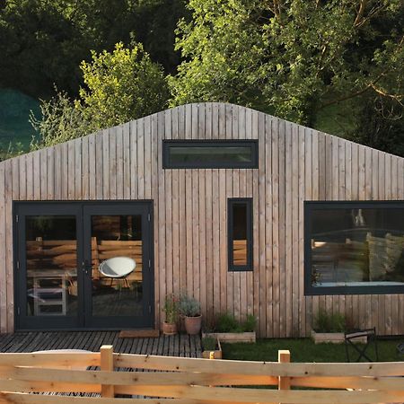 Two Unique Cabins Wrapped In Beautiful Welsh Scenery Presteigne Buitenkant foto