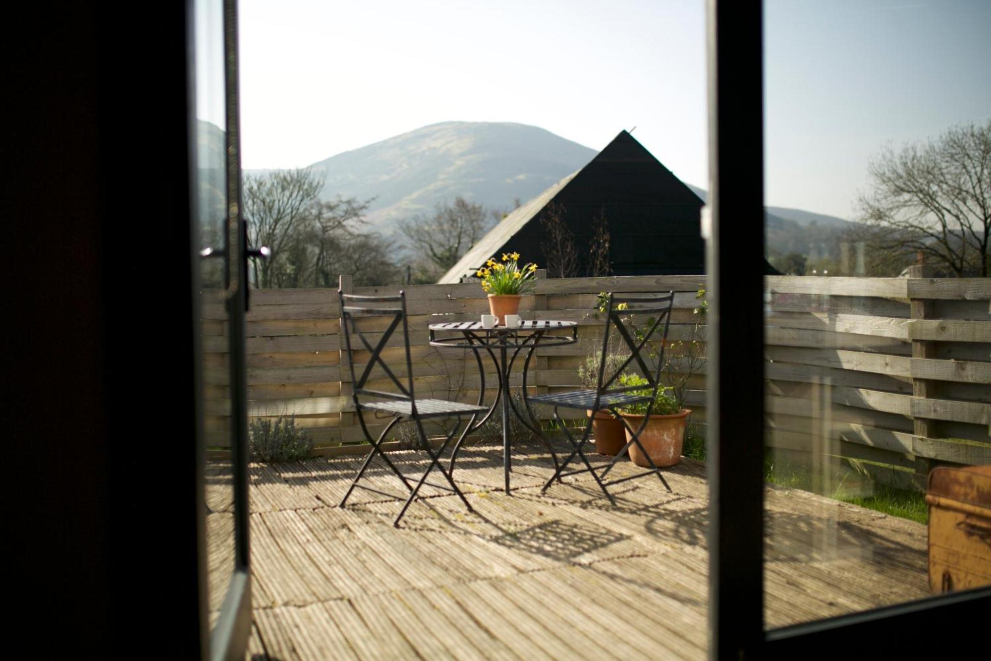 Two Unique Cabins Wrapped In Beautiful Welsh Scenery Presteigne Buitenkant foto