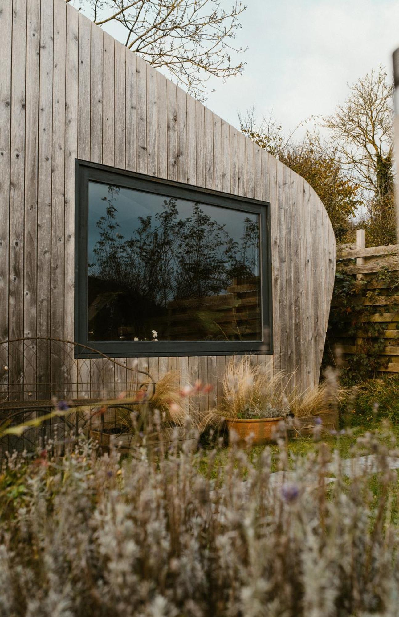 Two Unique Cabins Wrapped In Beautiful Welsh Scenery Presteigne Buitenkant foto
